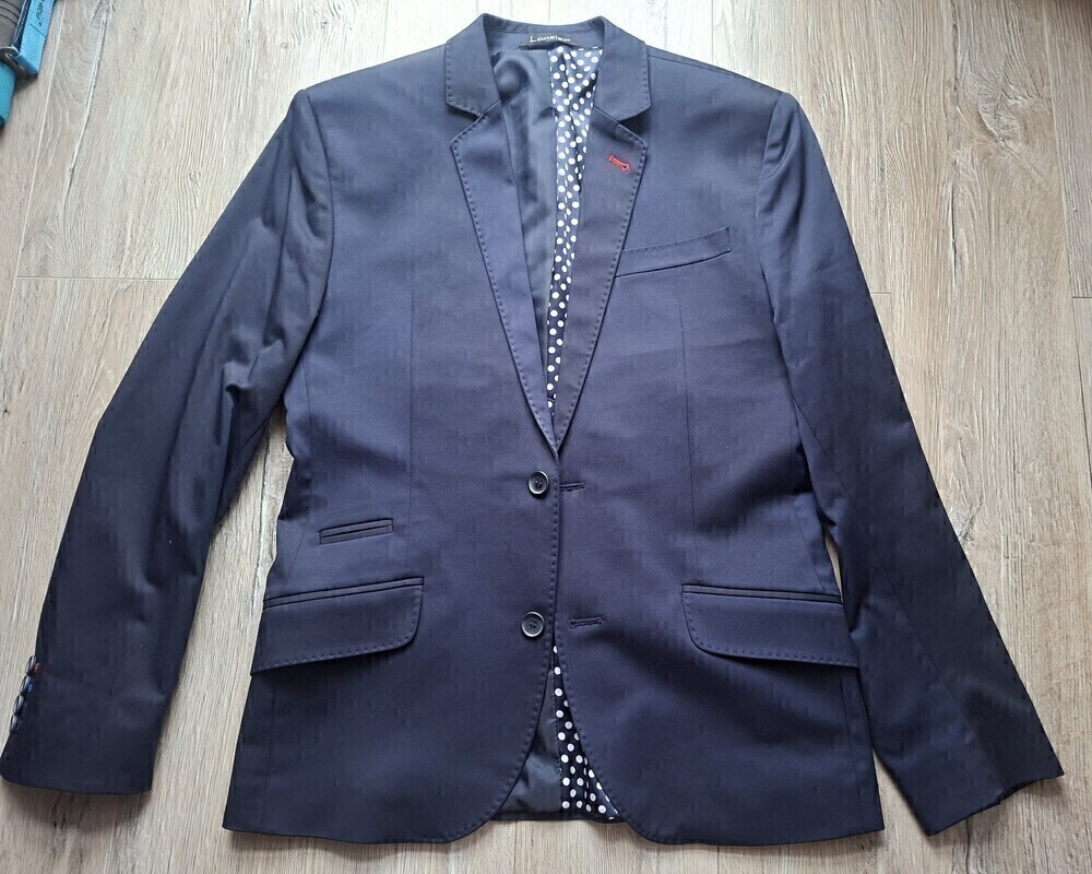 Elbląg Marynarka rozm 46/176/82 pasuje na 170 cm
Sprzedam ubraną 2 razy marynarkę. Syn szybko wyrósł. Piękny, ciemny