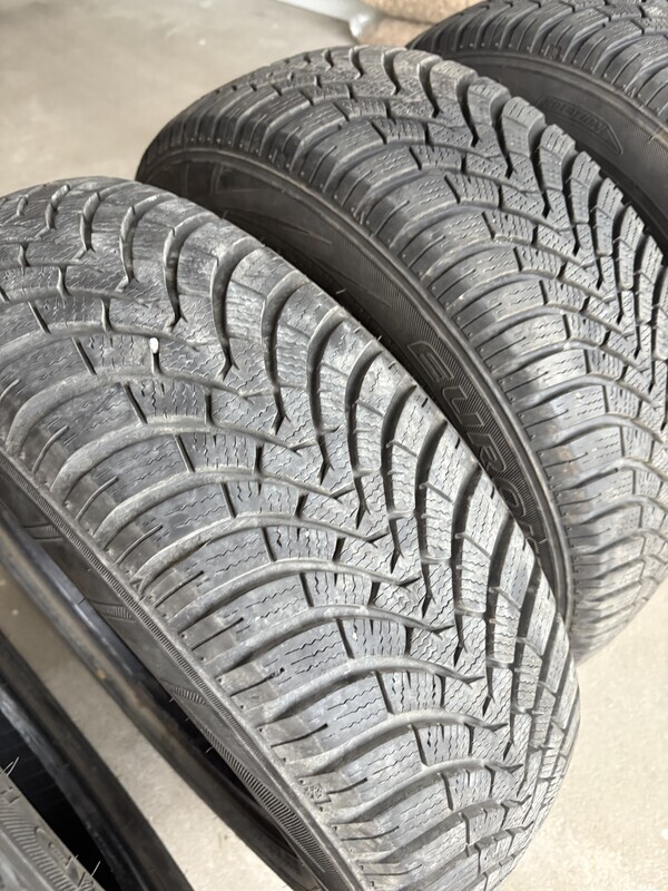 Elbląg Sprzedam opony zimowe 185 65 R14 Falken Eurowinter rok produkcji 2020 stan bardzo dobry bieżnik idealny na zimę