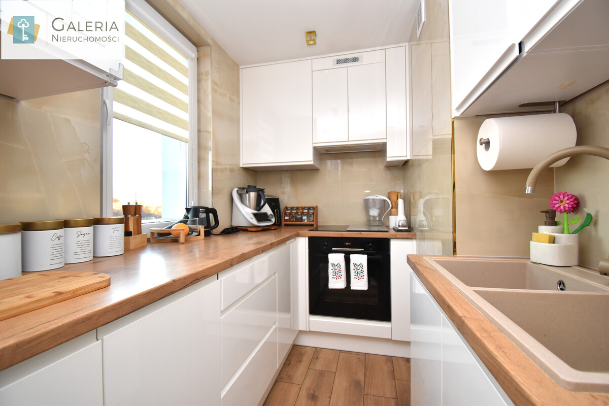 Elbląg GALERIA NIERUCHOMOŚCIZ pasji i miłości do nieruchomościNa sprzedaż: Gotowe do wprowadzenia- 3 pokoje z klimatem