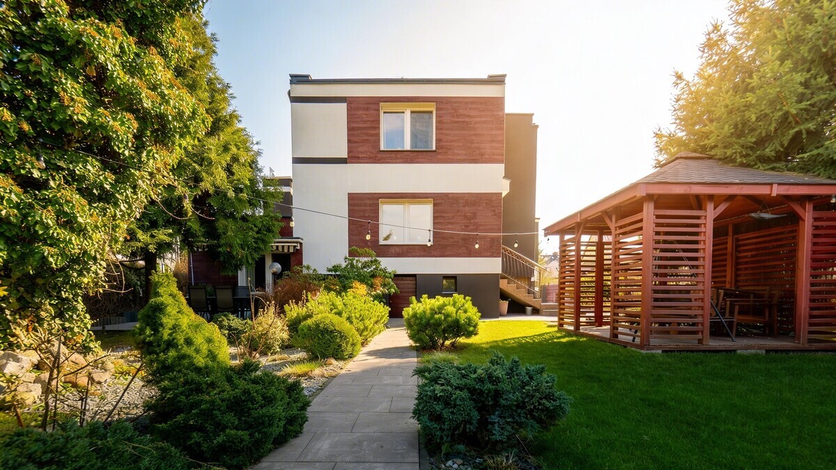 Elbląg TO MY SPRZEDAJEMYNIERUCHOMOŚCI W TYM MIEŚCIEBIURO NIERUCHOMOŚCIAMERICAN HOMEFOR SALE - DOM - DĘBOWA