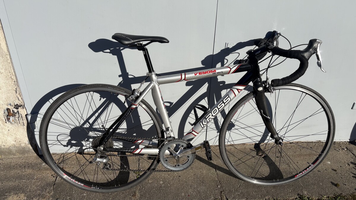 Elbląg Sprzedam rower kross, najlepszy na szosę.