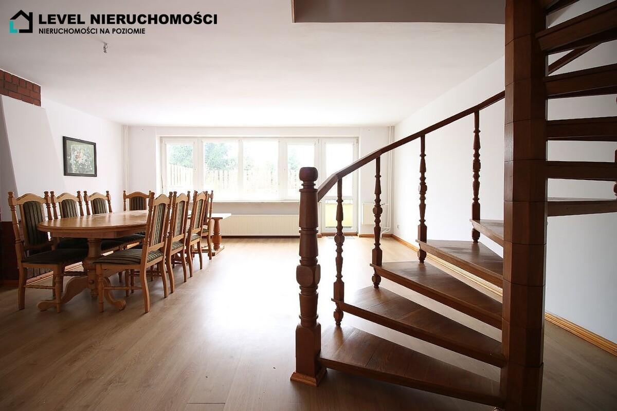 Elbląg LEVEL NIERUCHOMOŚCI Dom w środku miastaul. robotnicza NIERUCHOMOŚCI NA POZIOMIE