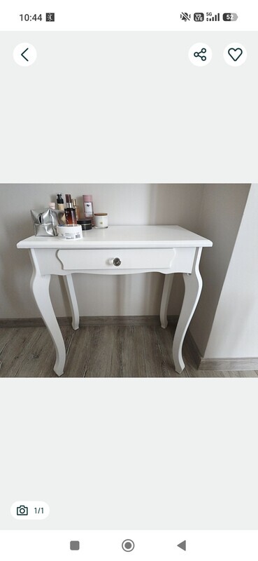 Elbląg Sprzedam:
toaletkę cena 95 zł
kanapę  z fotelem cena 850 zł
łóżko do sypialni z materacem 160x200 cena 50