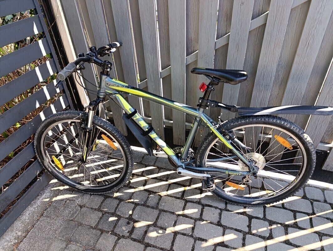 Elbląg Sprzedam rower Scott Aspect 660 rama M, koła 26 cali.
Stan bdb