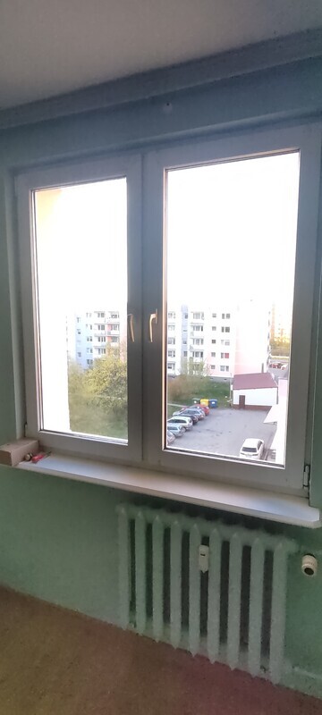 Elbląg Oddam okno dwuskrzydłowe, wymiary przybliżone z ramą : szer 144cm, wysokość 142 cm, demontaż odbędzie się do