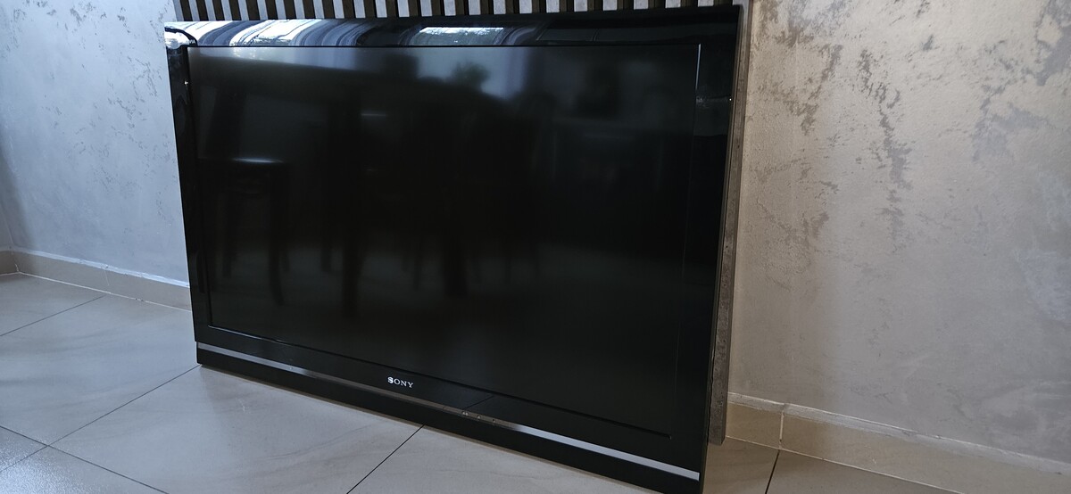 Elbląg Sprzedam telewizor 46 cali firmy Sony KDL-46V5500 &ndash; uchwyt ścienny gratis!