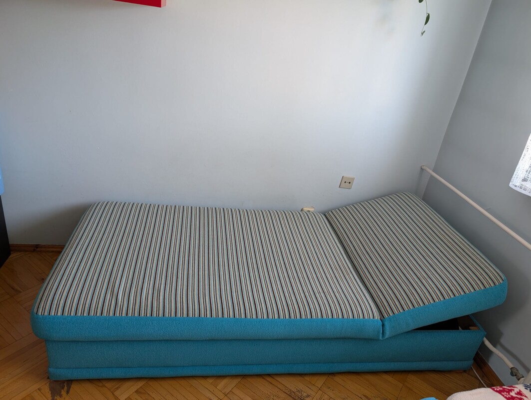 Elbląg Oddam za darmo tapczaniki 200 x 90 cm.2 sztuki.