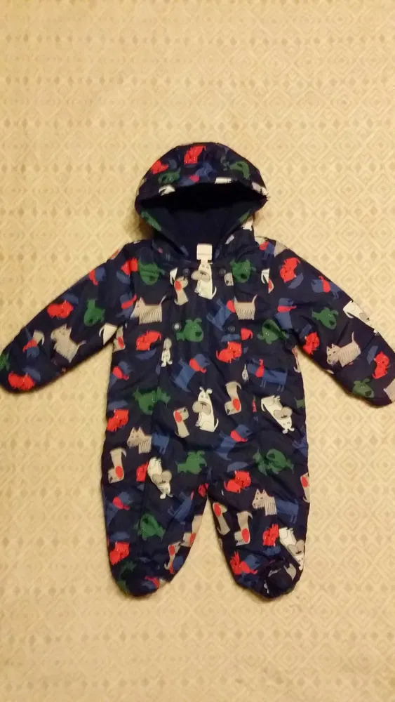 Elbląg Sprzedam kombinezon wiosenny dla chłopczyka. Rozmiar 62-68 cm. Stan idealny. Polecam.