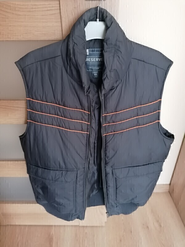 Elbląg Bezrękawnik Reserved XXL
Nowy nie używany.