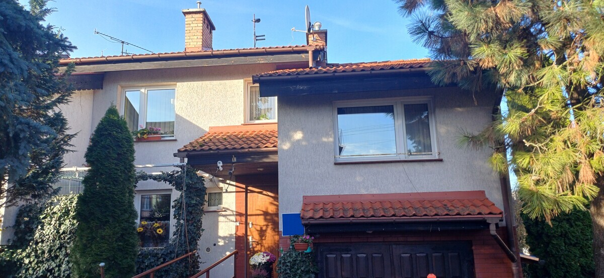 Elbląg SPRZEDAM DOM W SZEREGU W DOSKONAŁEJ LOKALIZACJI MIASTA!!!NIE ODPOWIADAM NA SMS!