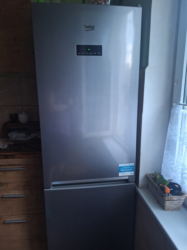 Elbląg Sprzedam lodówkę beko
1.80cm kolor szary