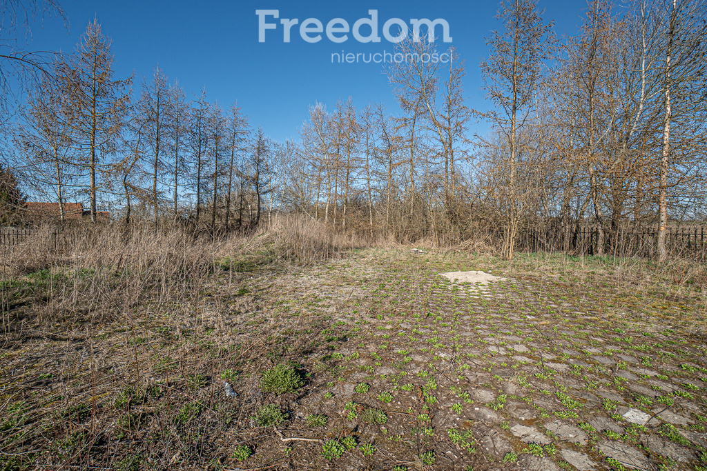 Elbląg FREEDOM NIERUCHOMOŚCISprzedam działkę - Jezioro.&nbsp;Oferuję na sprzedaż atrakcyjną działkę budowlaną położoną