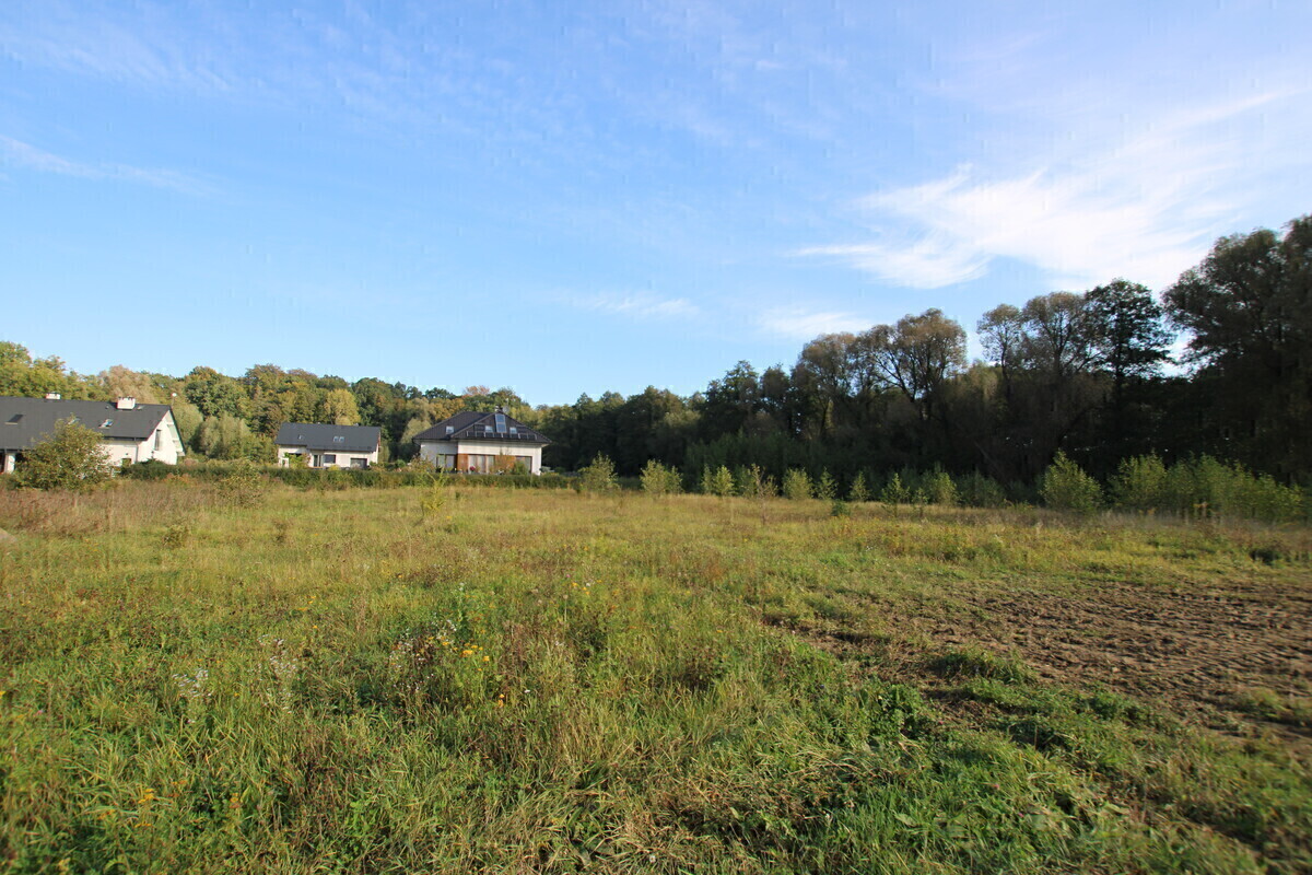 Elbląg NIERUCHOMOŚCI ANNA KRASZEWSKA&nbsp; Działka w Komorowie Żuławskim&nbsp; pod budowę domu1810 m2Wydane warunki