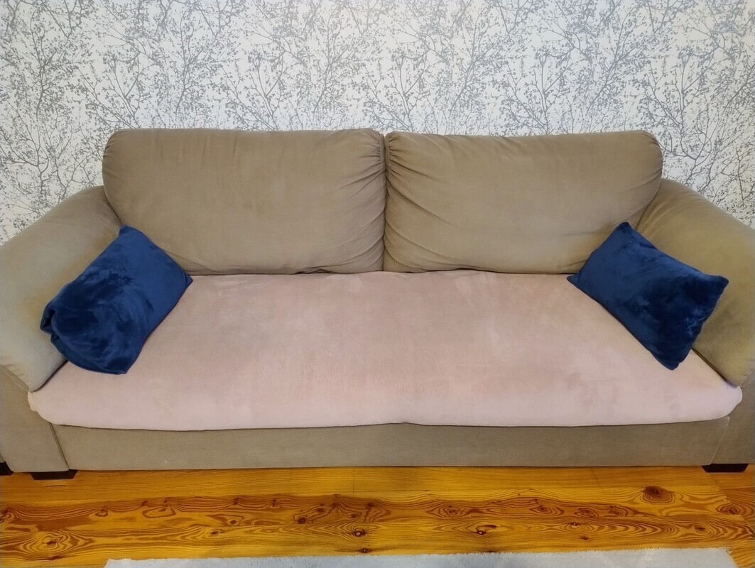 Elbląg Kanapa Ikea tidafors wraz z podnóżkiem. Rozkładana. wymiary szer. 240 gł. 90.powierzchnia spania 200x140.na