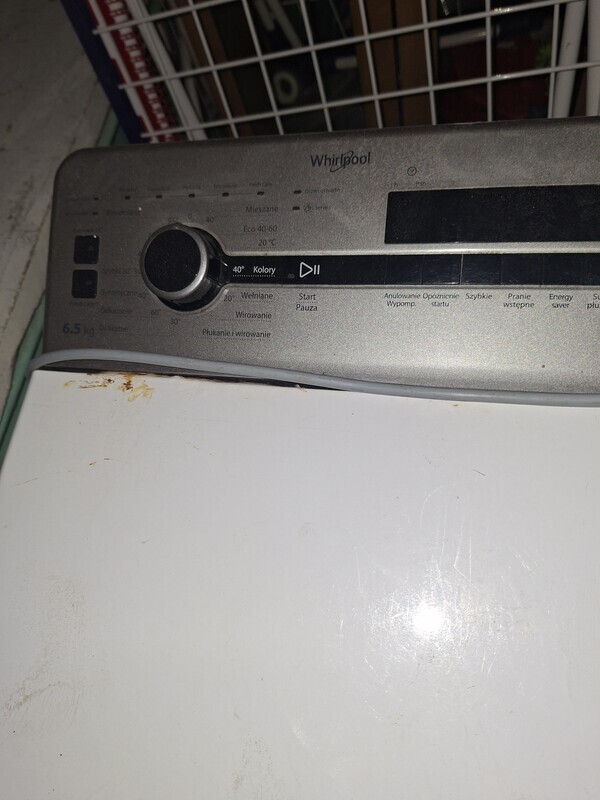 Elbląg Oddam za 100zl pralkę whirlpool rdza na klapie tak pozatym wszystko sprawne