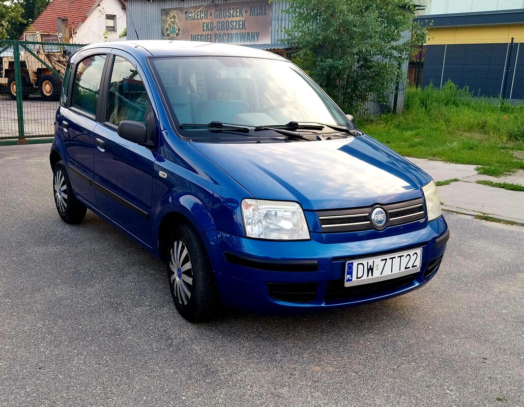 Elbląg Fiat Panda z 2005 roku, poj. 1.2 benz to niezawodne auto miejskie, które sprawdzi się zarówno w codziennych