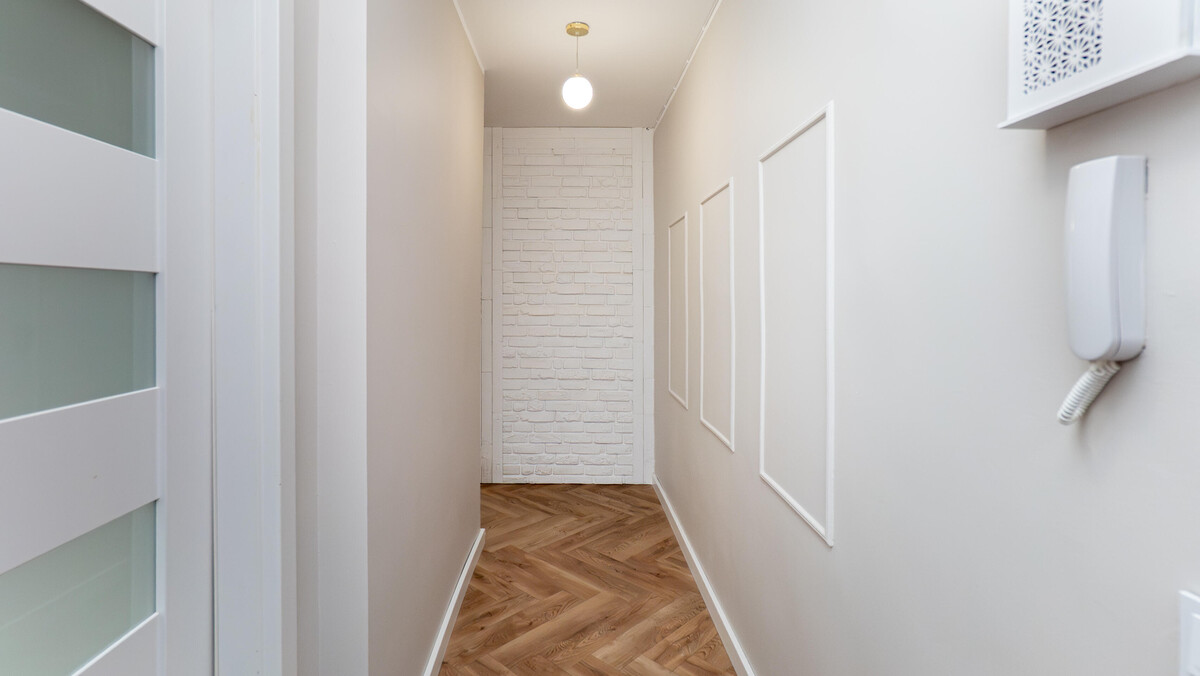 Elbląg TO MY SPRZEDAJEMYNIERUCHOMOŚCI W TYM MIEŚCIEBIURO NIERUCHOMOŚCIAMERICAN HOMEFOR SALE - 2 POKOJE -