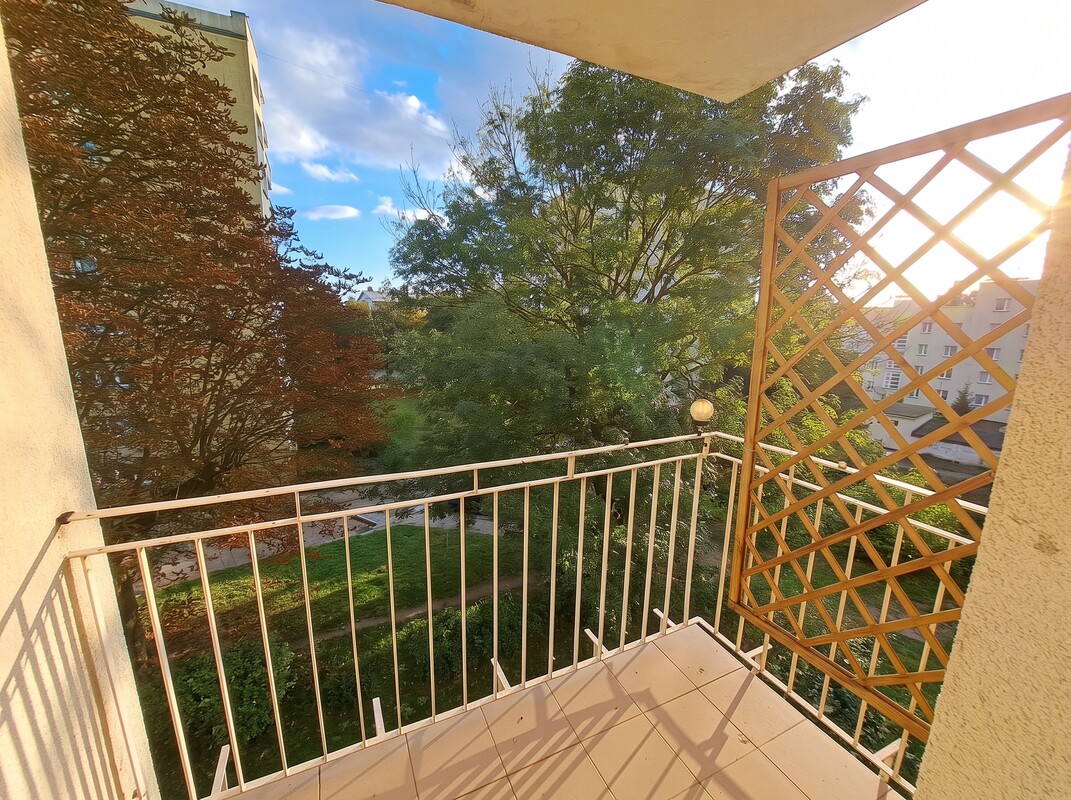 Elbląg Rozkładowe 62 m², 3 pokoje w bloku z cegły, 3.piętro, bezpośrednio, do zamieszkania. Elbląg, ul. Janowska