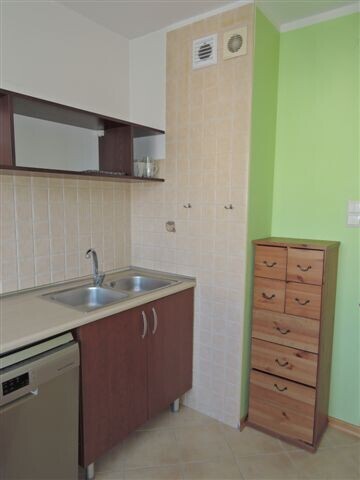 Elbląg Mieszkanie rozkładowe, ciepłe, słoneczne, strona - wschód, południowy-zachod.
2 piętro, 3 pokoje, balkon duży,