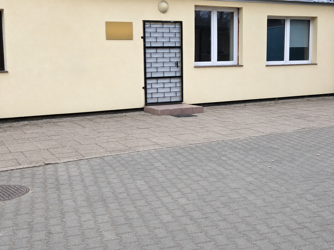 Elbląg 📍 Lokal handlowo-produkcyjny 72&nbsp; m&sup2; | Centrum Elbląga | wejście z ulicy&nbsp; Oferuję do