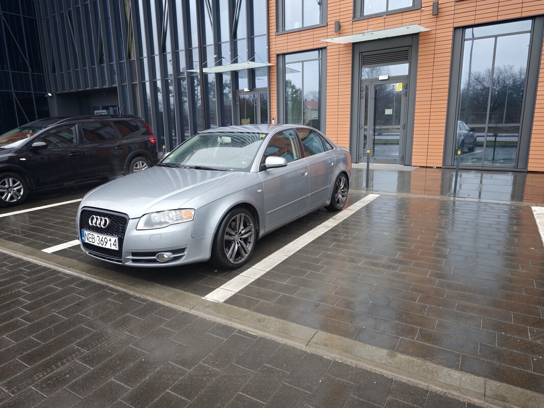 Elbląg Sprzedam Audi A4B7 z silnikiem benzynowym 1.8 Turbo o mocy 163 KM z 2004 roku. Auto z instalacją LPG Przebieg