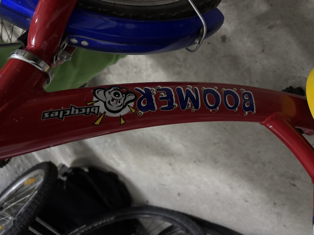 Elbląg Rower dziecięcy sprowadzony z Niemiec
Można zobaczyć na ul Dąbka
Koła 18 ki