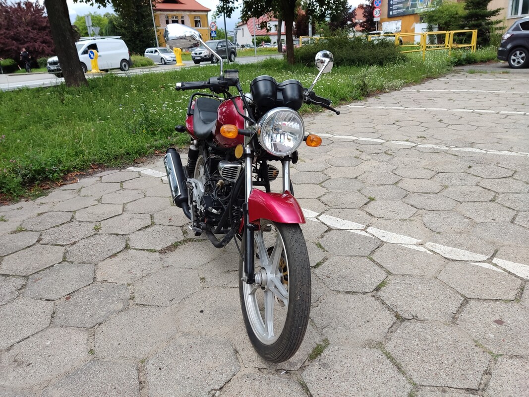 Elbląg Świeże Opłaty, Sprawny.. Motorower-Yamasaki 50,rok 2010,zarejestrowany na 50cm -nowy silnik 125cm, nowy wydech-