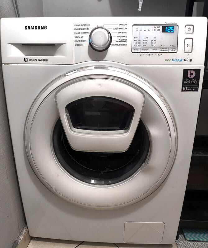 Elbląg Pralka Samsung Eco Bubble o pojemności 6kg z bardzo fajną funkcją Add Wash, czyli można zatrzymać pranie i