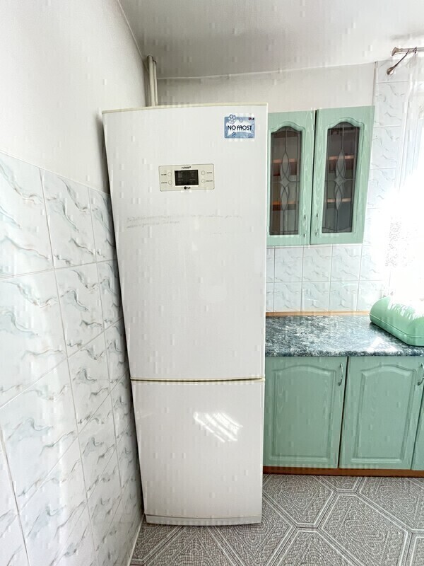 Elbląg Sprzedam lodówko - zamrażarkę LG no frost o wymiarach wys.1896 cm, szer.595 cm i głębokość 617 cm
-pojemność