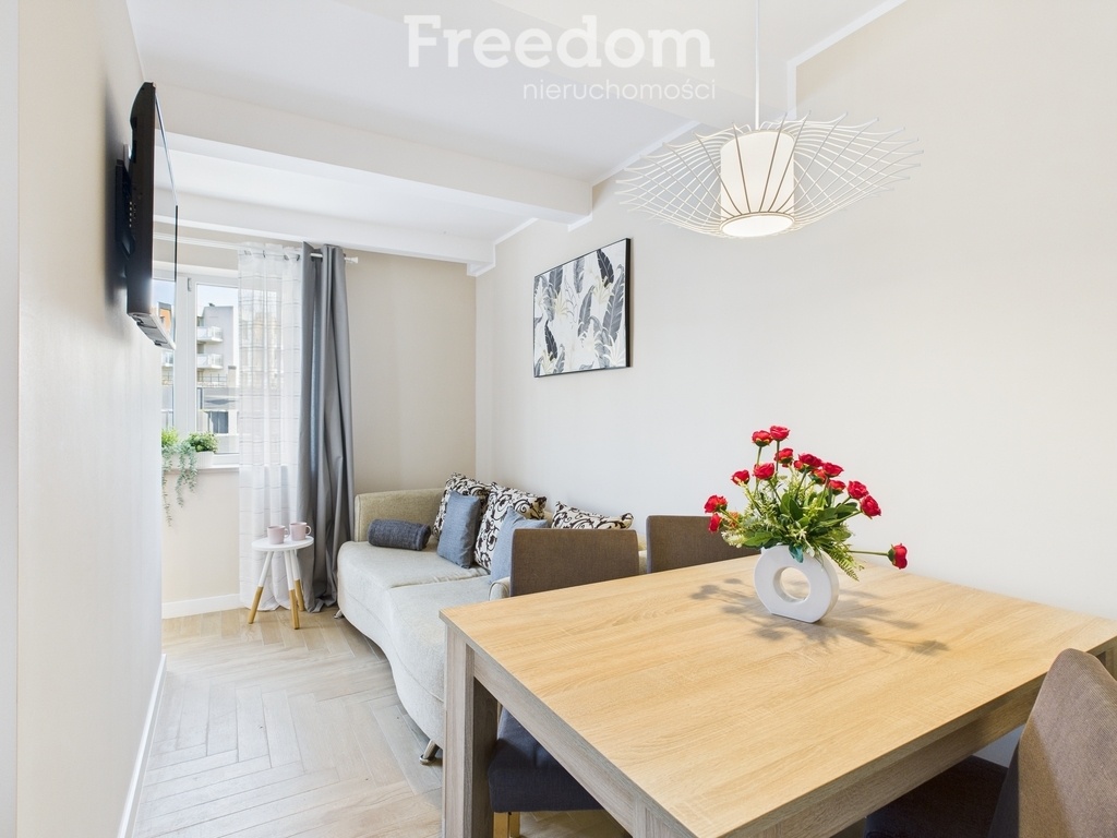 Elbląg FREEDOM NIERUCHOMOŚCISprzedam dom - Kąty rybackie, Portowa. Wypoczywaj i/lub zarabiaj już w tym sezonie