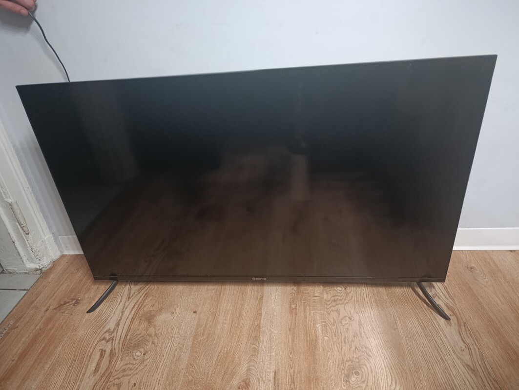 Elbląg Sprzedam telewizor Manta 50 cali. Smart. Gwarancja do października 2026.W zestawie pilot i papiery. Kontakt sms