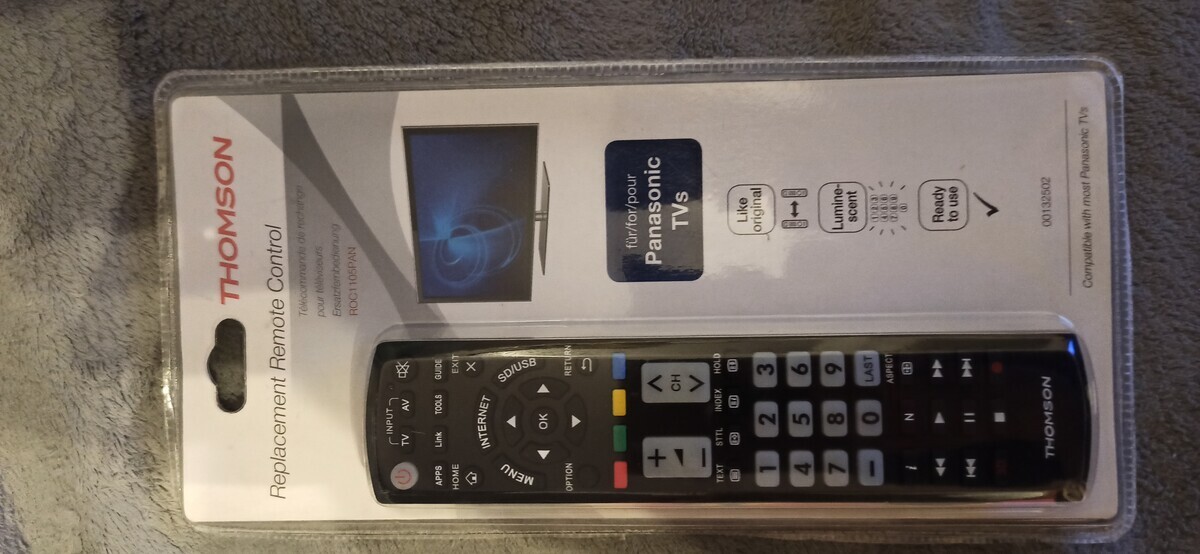 Elbląg Pilot do Tv Panasonic. .. Zamiennik b. Dobrze się sprawdza. .. Wkładasz baterie i działa. .