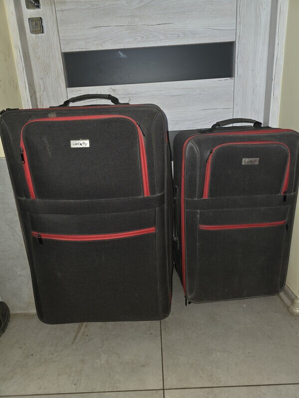 Elbląg Sprzedam dwie walizki cena 210 zł