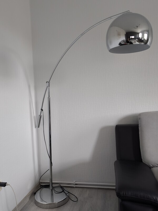 Elbląg Sprzedam lampę podłogową w idealnym stanie