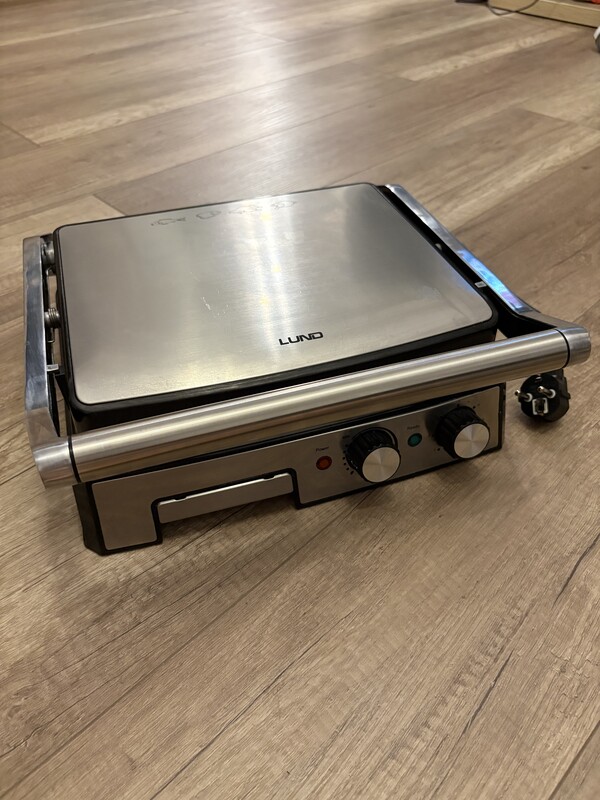 Elbląg Sprzedam kuchenny grill elektryczny, toster marki Lund. Wszystkie parametry są widoczne na ostatnim zdjęciu.