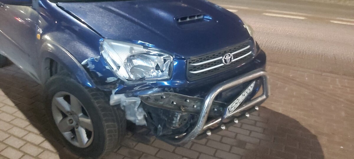 Elbląg Sprzedam Toyotę Rav4 do remontu. Rok produkcji 2002.