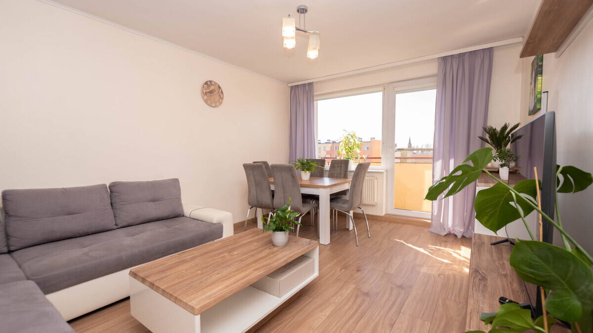 Elbląg * * * ABC NIERUCHOMOŚCI * * *NOWOŚĆ! W PEŁNI UMEBLOWANE MIESZKANIE W ELBLĄGU4 pokoje o pow. 57,10m2, 3 piętro,