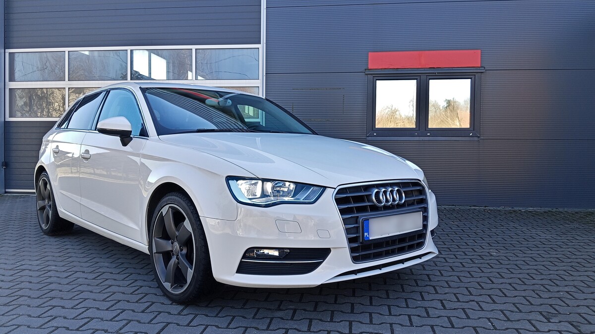 Elbląg AUDI A3 SPORTBACKS-tronic