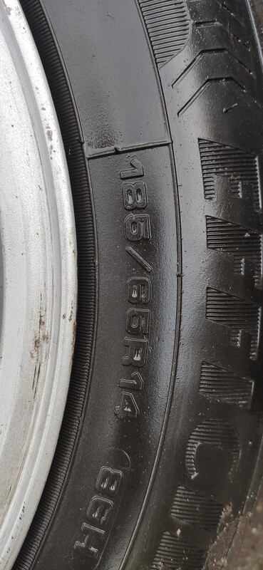 Elbląg Felgi aluminiowe z oponami.