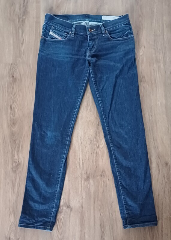 Elbląg Jeansy damskie DIESEL rozmiar W 28 L 32 stan doskonały, low waist