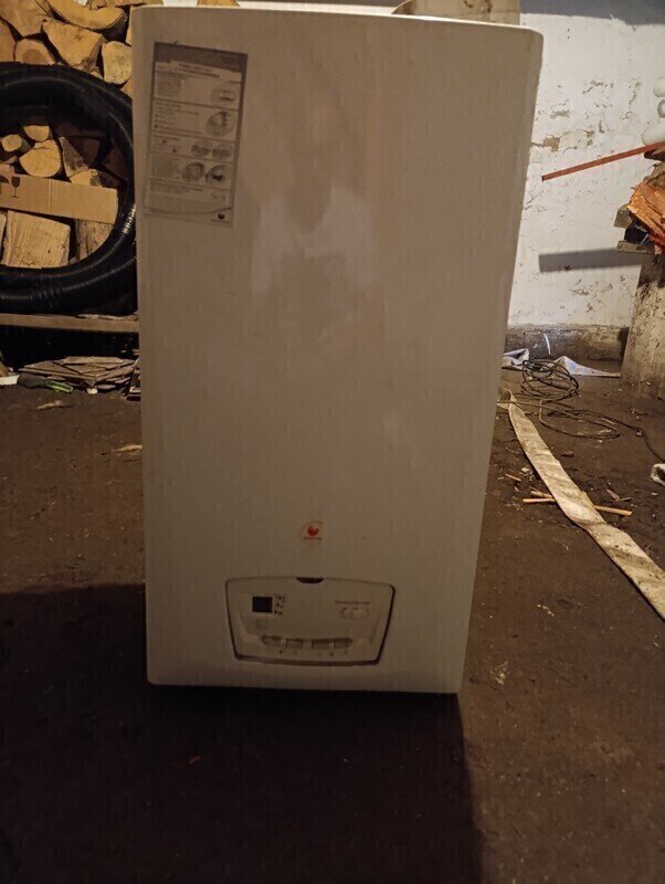 Elbląg Sprzedam piec gazowy dwufunkcyjny z demontażu+ sterownik bezprzewodowy. 
Cena 100 zl