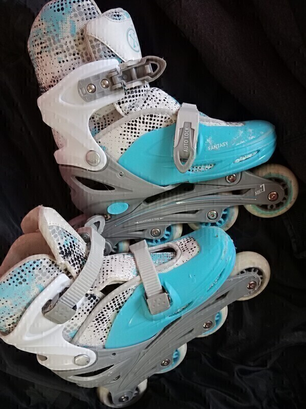 Elbląg Sprzedam niebieskie łyżworolki 4w1 (wrotki, łyżwy, łyżworolki, rolko-wrotki), rozmiar 35-38 (długość wkładki