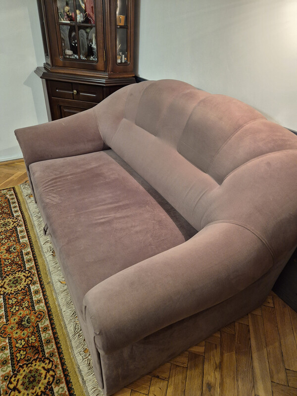 Elbląg SPRZEDAM SOFĘ ROSKŁADANA Z POJEMNIKIEM NA POŚCIEL W STANIE BARDZO DOBRYM. POWIERZCHNIA SPANIA 114X200.CAŁKOWITE