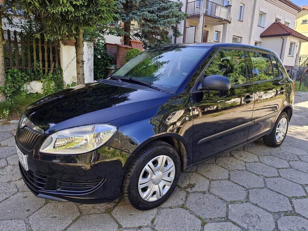 Elbląg Skoda Fabia1.2 Benzyna2011KlimatyzacjaZarejestrowana w Polsce