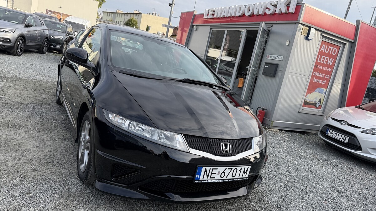 Elbląg Auto Leew LEWANDOWSKI Kupujemy i Sprzedajemy tylko dobre auta Za auta z Polskiego Salonu Płacimy Najwięcej HONDA