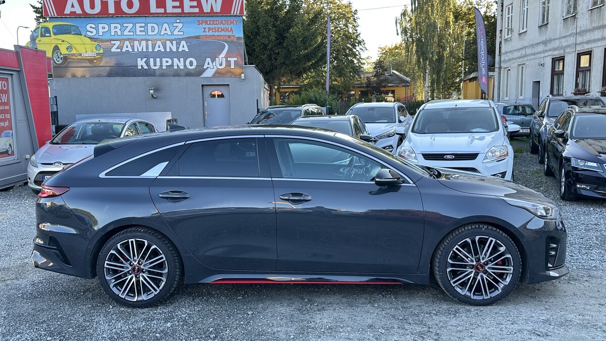 Elbląg Auto Leew LEWANDOWSKI Kupujemy i Sprzedajemy tylko dobre auta Za auta z Polskiego Salonu Płacimy Najwięcej KIA