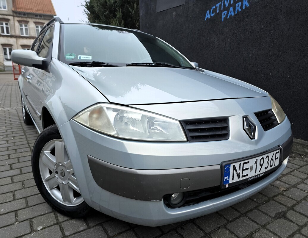 Elbląg Renault Megane 1,6Benzynka&nbsp; 115Km&nbsp; 2004Rok Bardzo Dobry StanKlimatyzacja Centralny Zamek Alufelgi