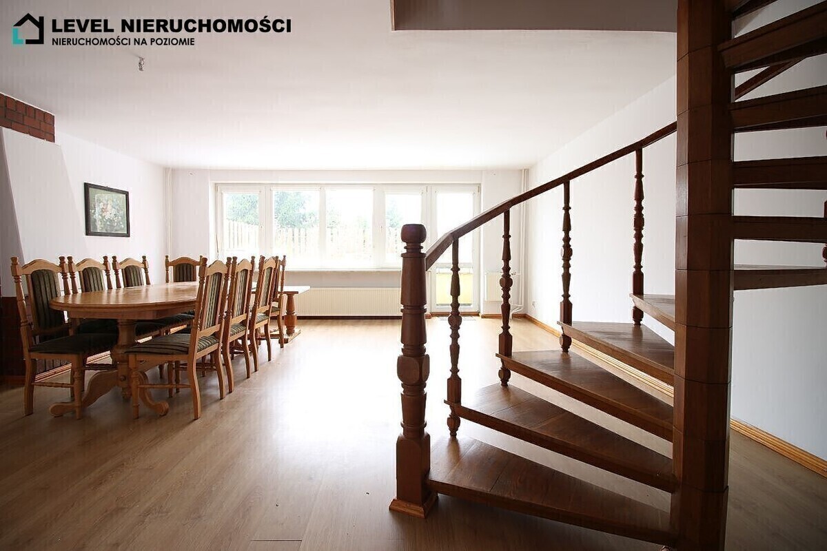 Elbląg LEVEL NIERUCHOMOŚCI&nbsp; Dom w środku miastaul. robotnicza&nbsp; &nbsp; NIERUCHOMOŚCI NA POZIOMIE&nbsp; 