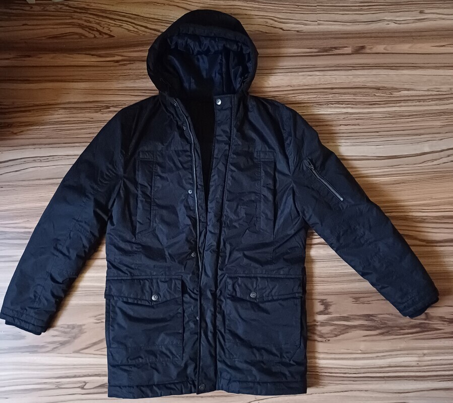 Elbląg Kurtka zimowa męska C& A czarna, możliwość regulacji w pasie, lekka, na wzrost ok.175 cm stan idealny