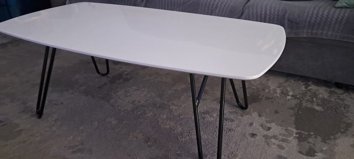 Elbląg Oddam za paczkę kawy ziarnistej stolik o wymiarach 110×60 i wysokości 41 cm